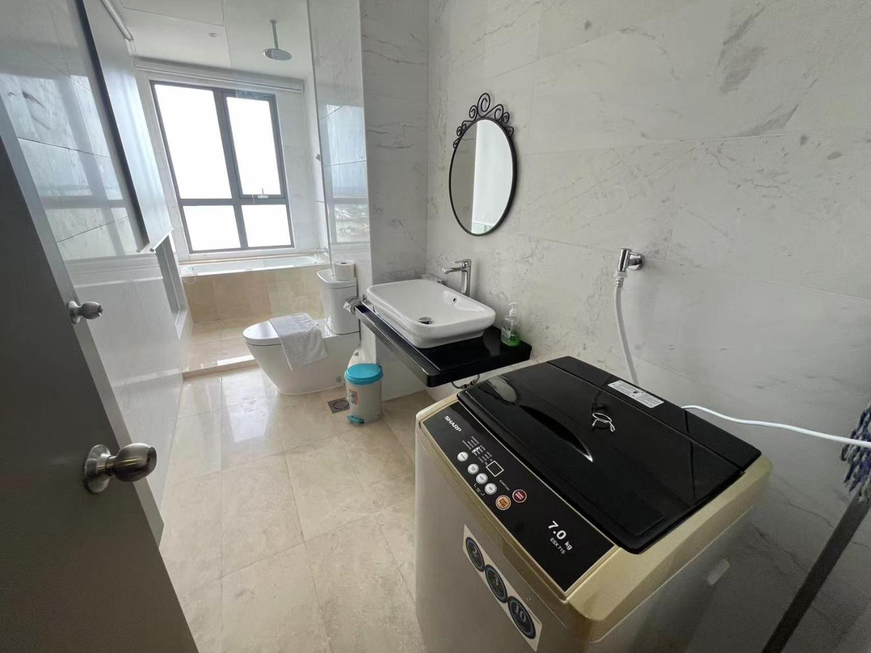 Silverscape Seaview Residences Melaka Malacca Exterior foto